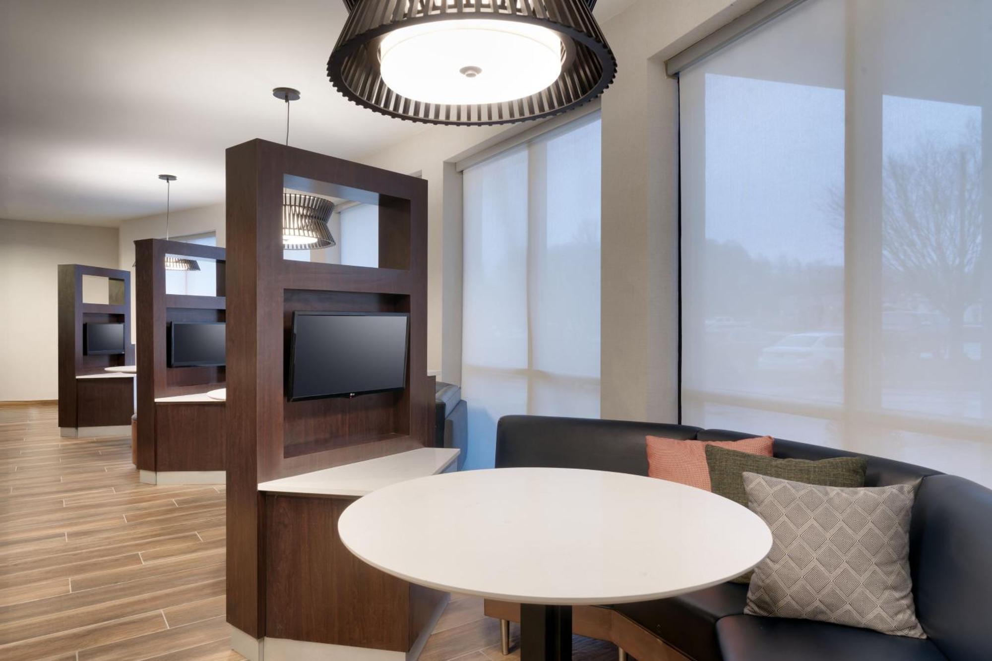 Courtyard By Marriott Johnson City Dış mekan fotoğraf